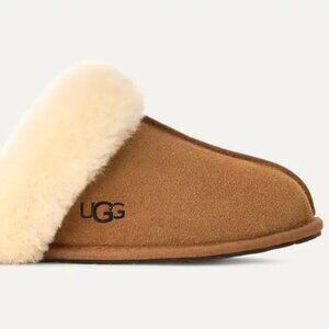 UGG Scuffette II Sheepskin Slippers Women’s Size 6 – New Without Tags